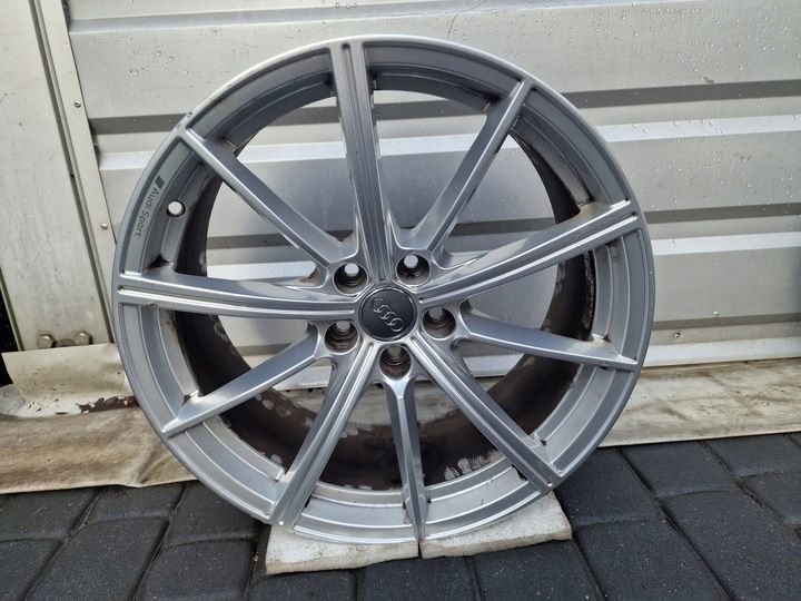 ORYGINALNA Felga Audi 19" 8.0" ET 26 5x112 8W0.601.025.CP A5 RS5 B9