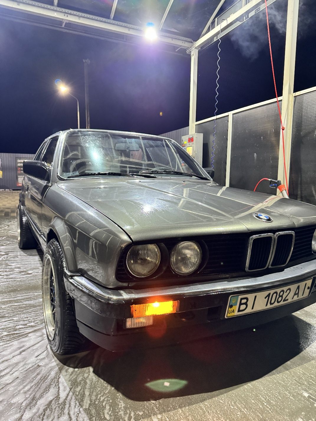 BMW e30  320 1983 купе