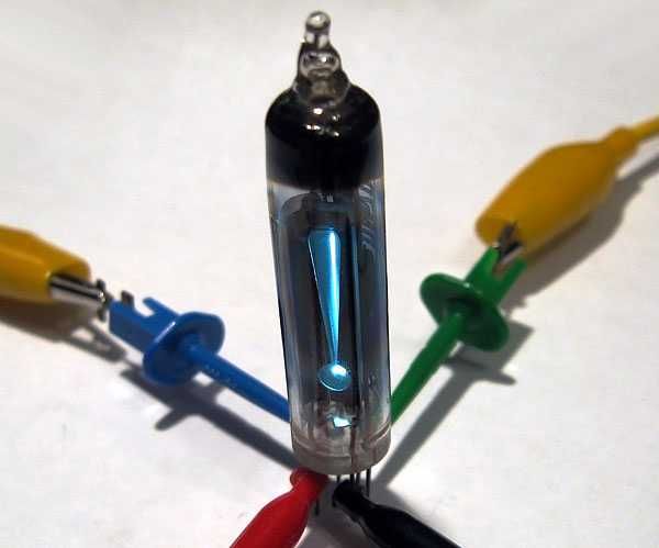 Lampy elektronowe wskaźnikowe DM70 Mulard
