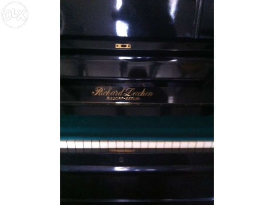Piano vertical richard deicken