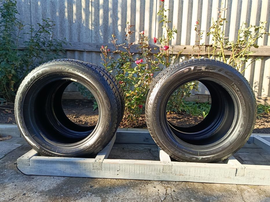 Шини зимові DEBICA FRIGO HP2 215/60 R16
