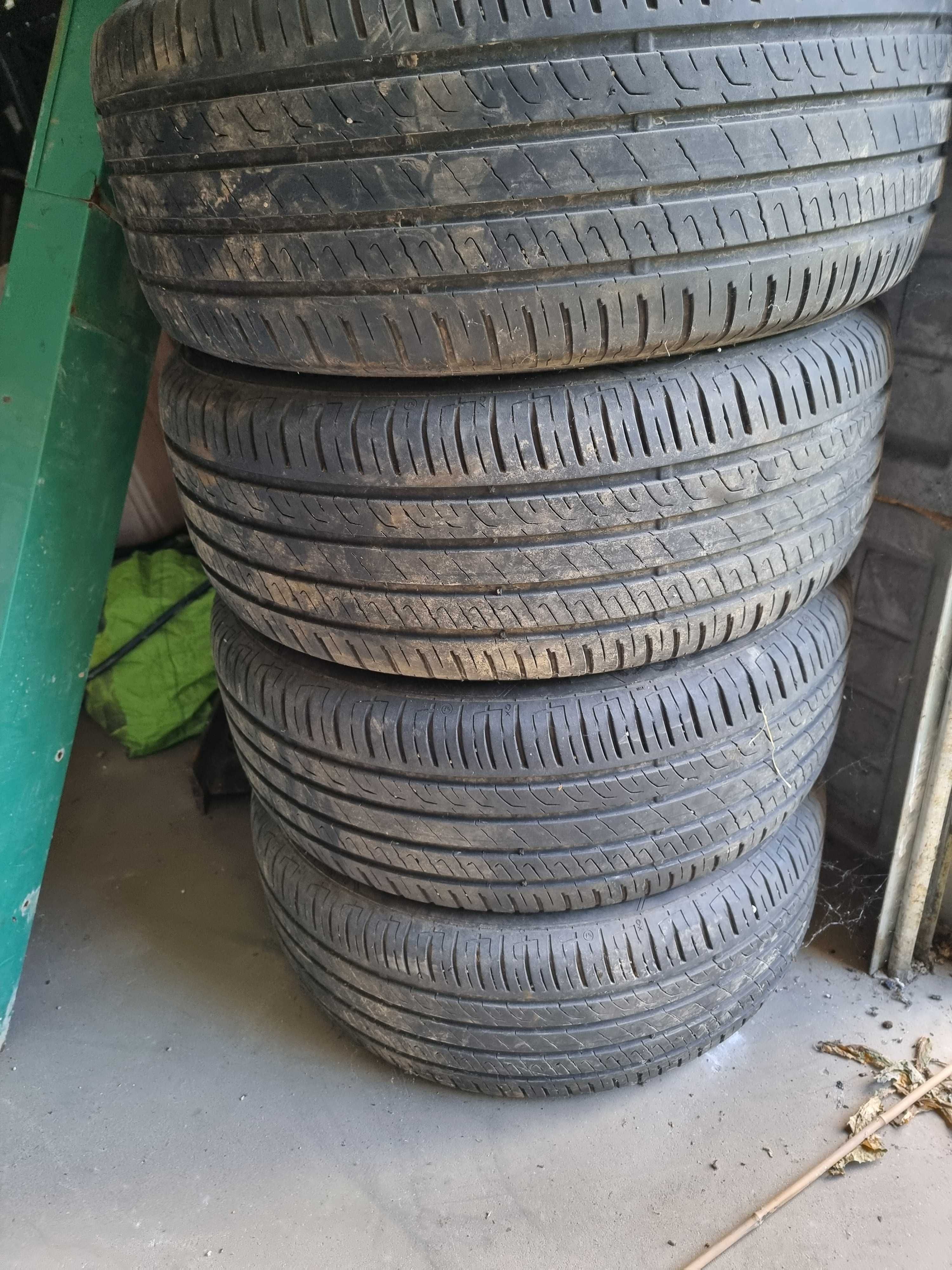 Opony tiguan touran 230/55/17  Barum