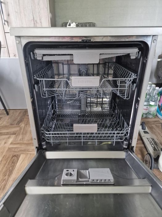 Zmywarka samsung dw60m6050fs