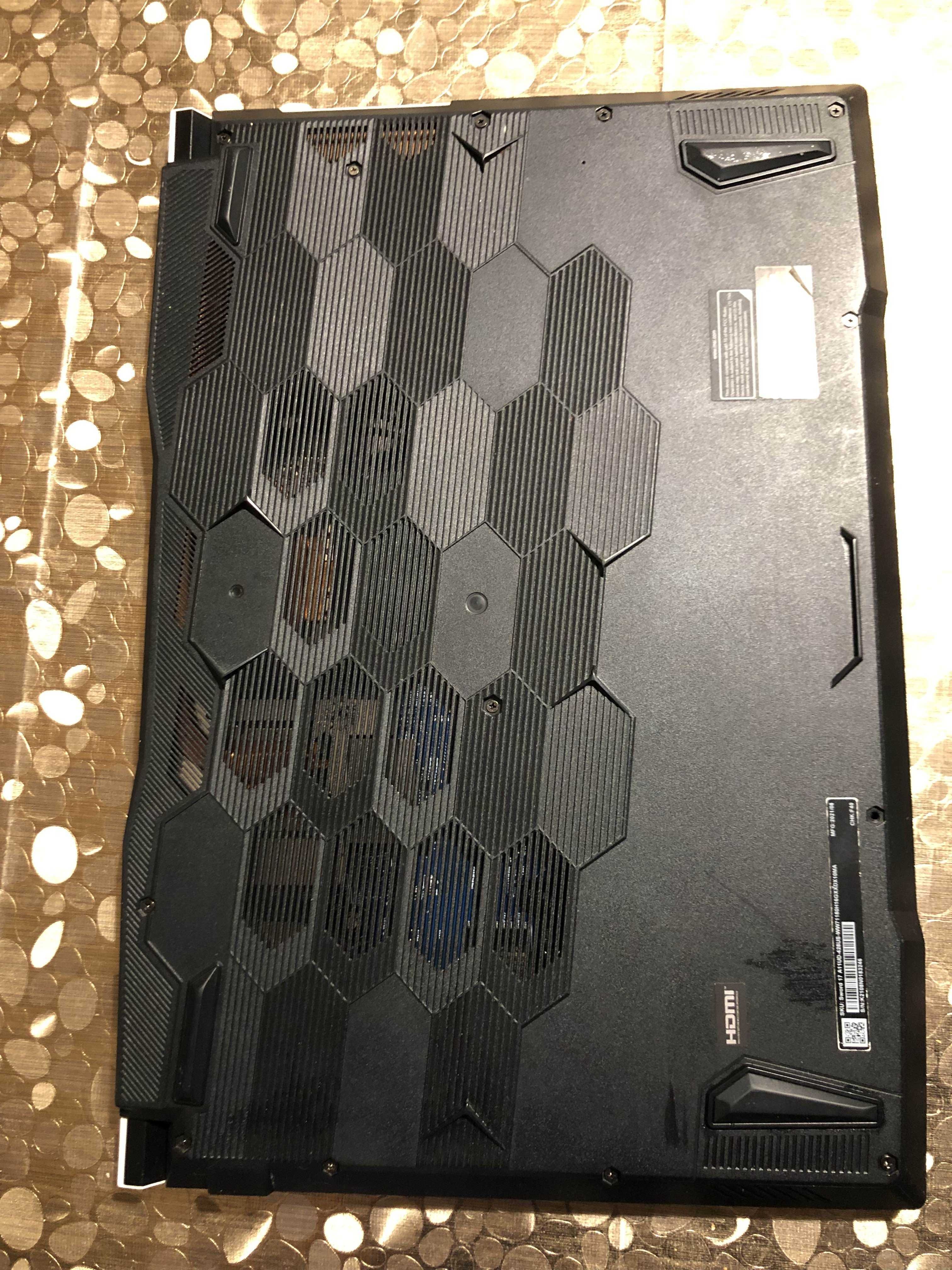 MSI Katana 17 / Katana GF76 / Pulse GL76 (MS-17L2)