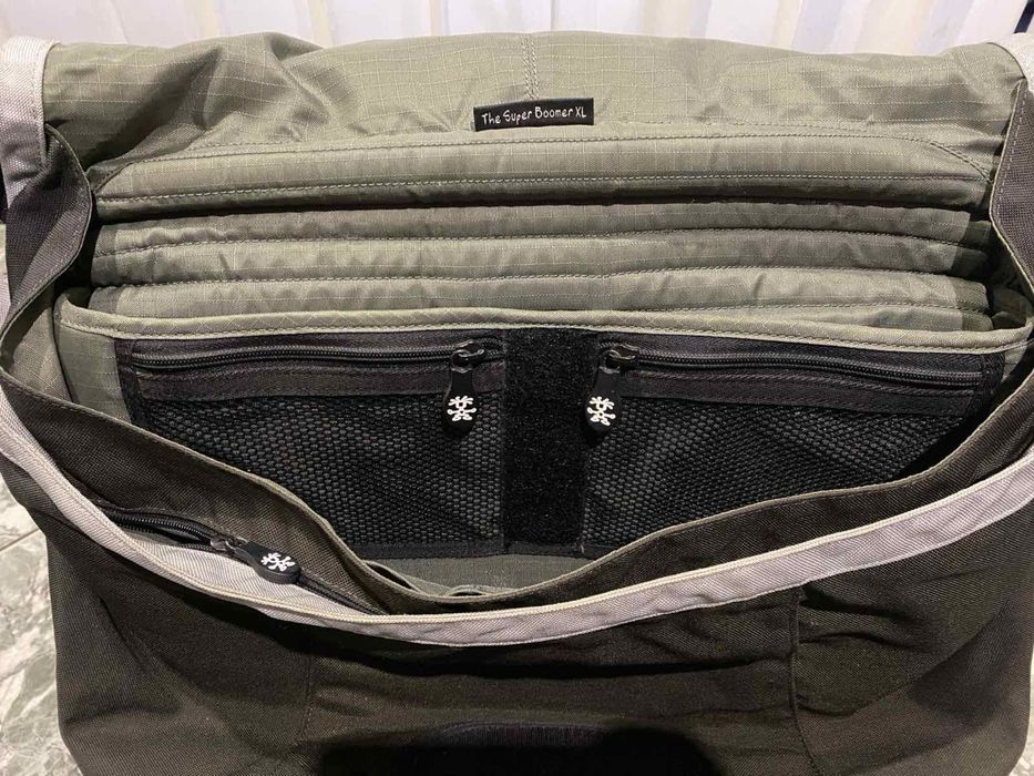 Фирменная сумка для ноутбука CRUMPLER