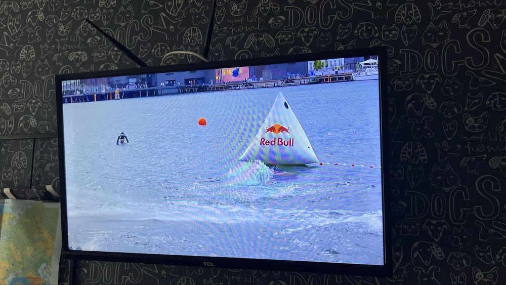 Телевізор TCL 32”. D42Series