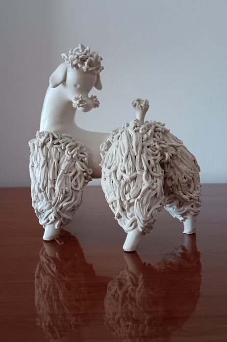 Secla. Cão spaghetti. Óptimo estado.