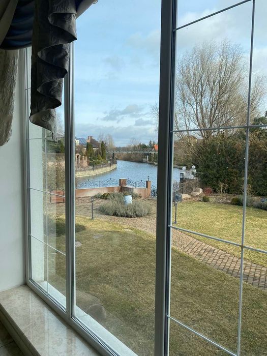 БЕЗ %. Продаж шикарного будинку в Конча Заспі