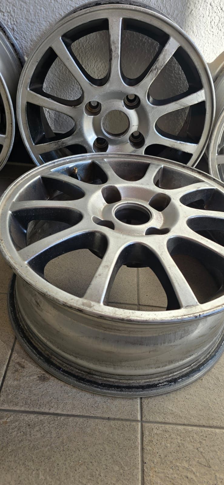 Vendo jantes Volvo