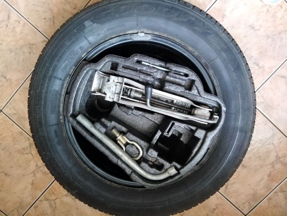 Koło zapasowe golf lV