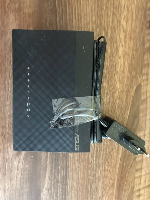 Продам роутер asus