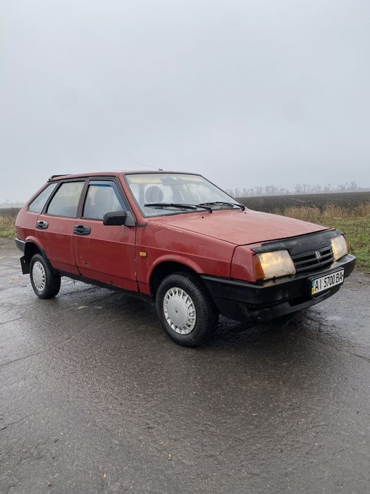 Продам ваз 2109 на бензині