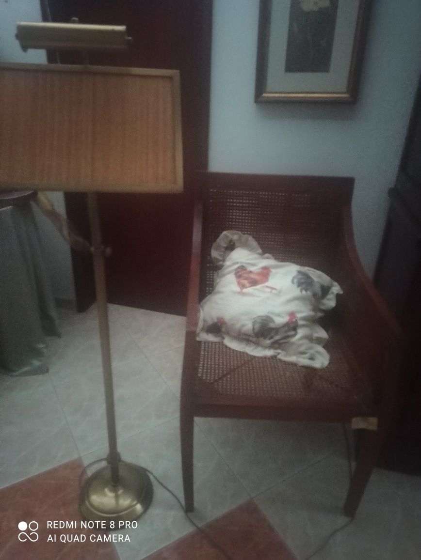 Cadeirão Elegante Rattan