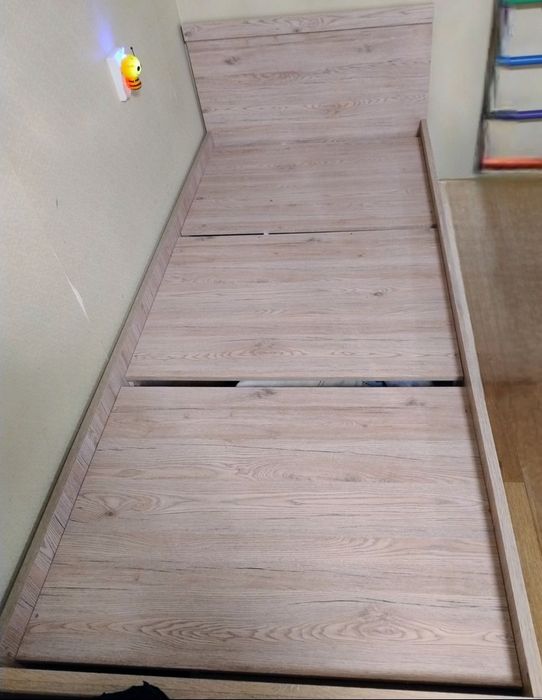 Ліжко односпальне (без матрасу)