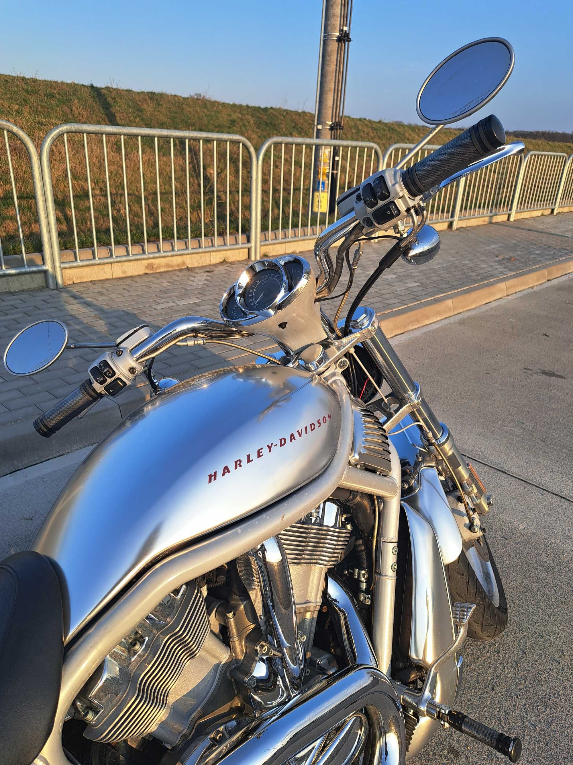 Harley-Davidson V-Rod