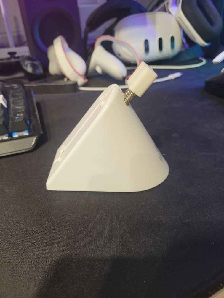 Glorious PC gaming Race Mouse bungee