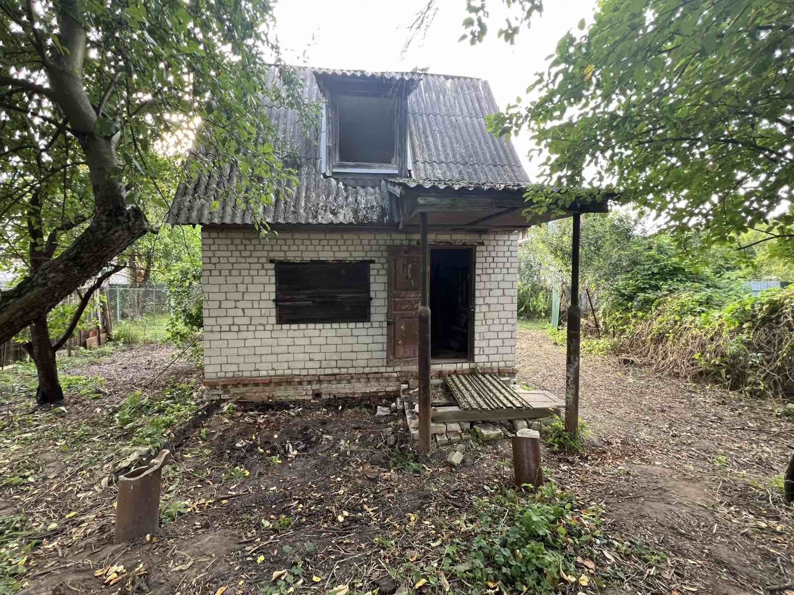Дача цегляна, подусівка.
