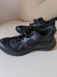 Buty damskie NIKE 38