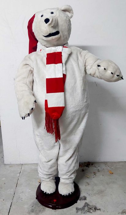 Urso de Natal gigante cantante