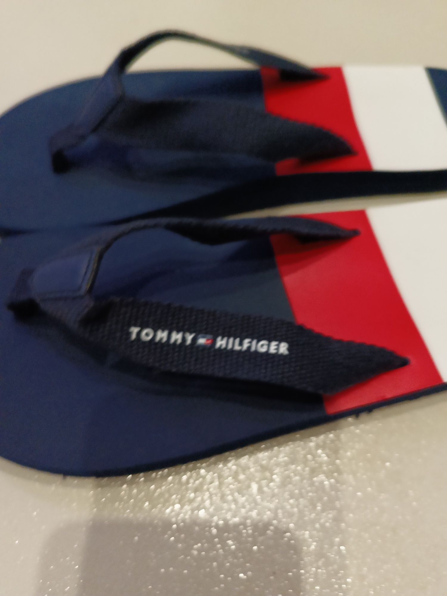 Japonki Tommy Hilfiger