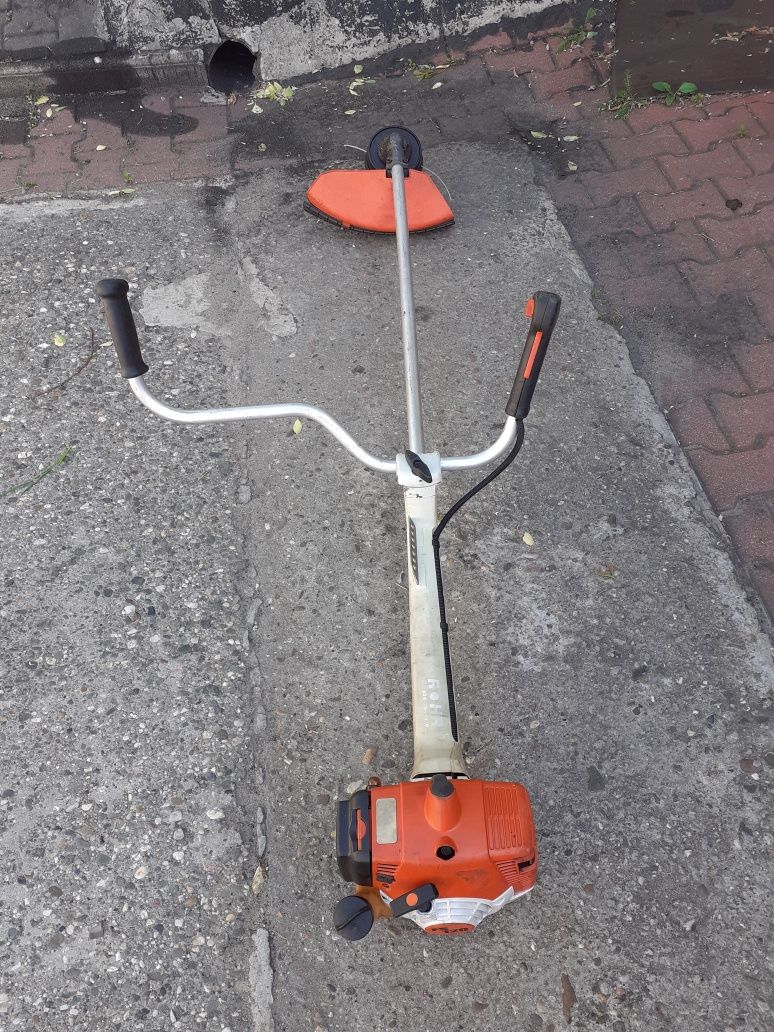 Kosa i dmuchawa husvarna