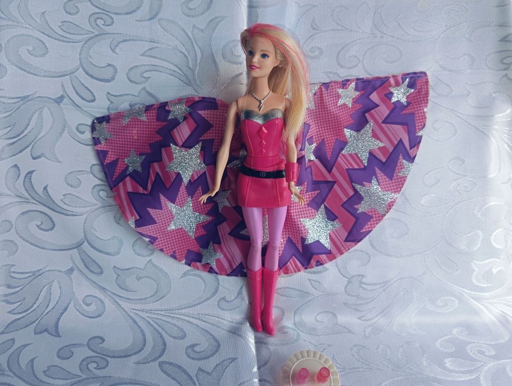 BARBIE super bohaterka agentka