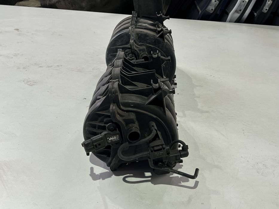 Впускной коллектор 1.4 1.6 FSI passat b6 golf 5 touran skoda a5