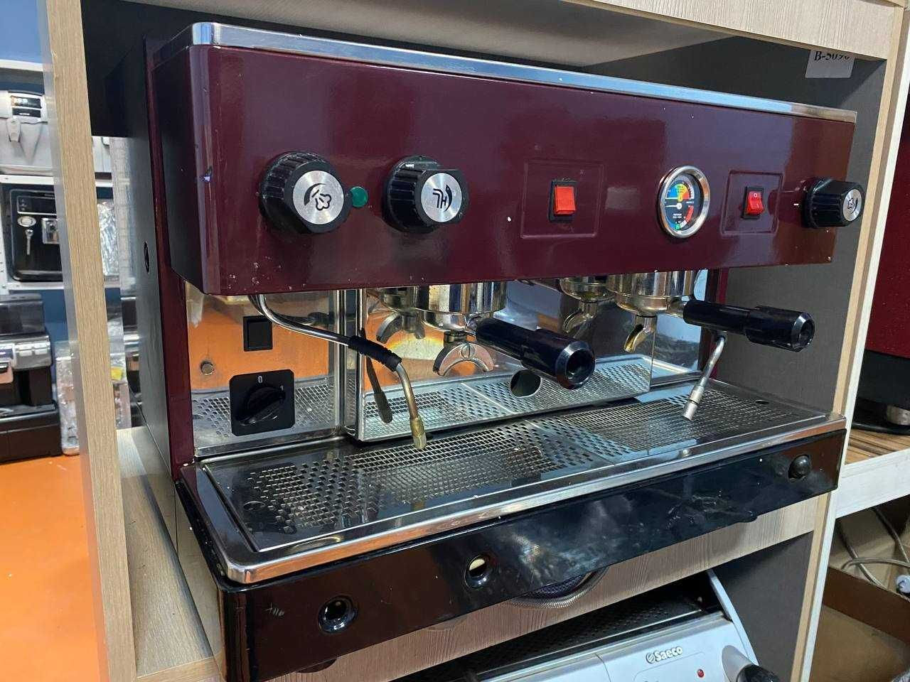 Професійна кавомашина для кав’ярні Wega