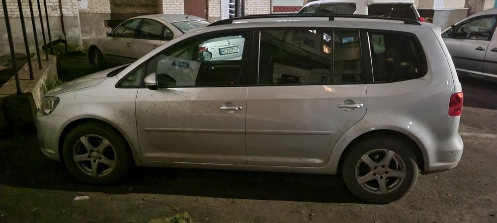 Тоуран touran 2012 automat