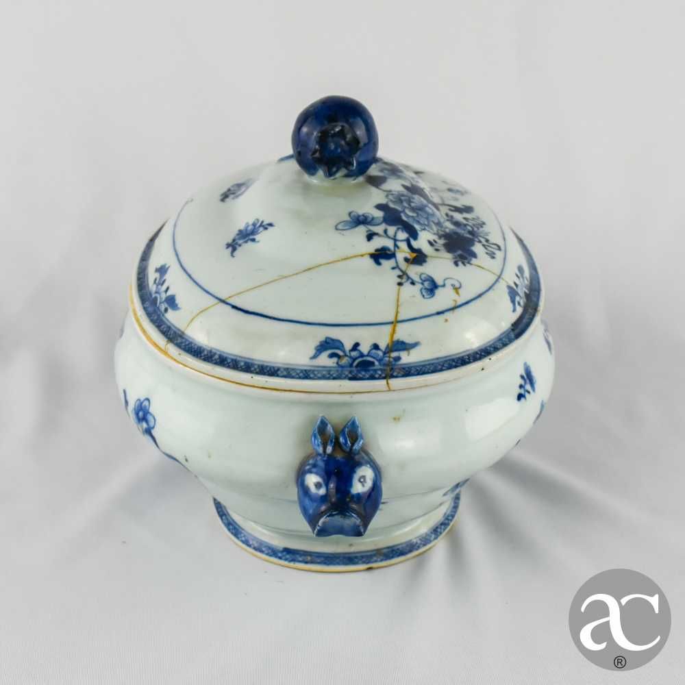 Terrina porcelana da China, Período Qianlong, séc. XVIII