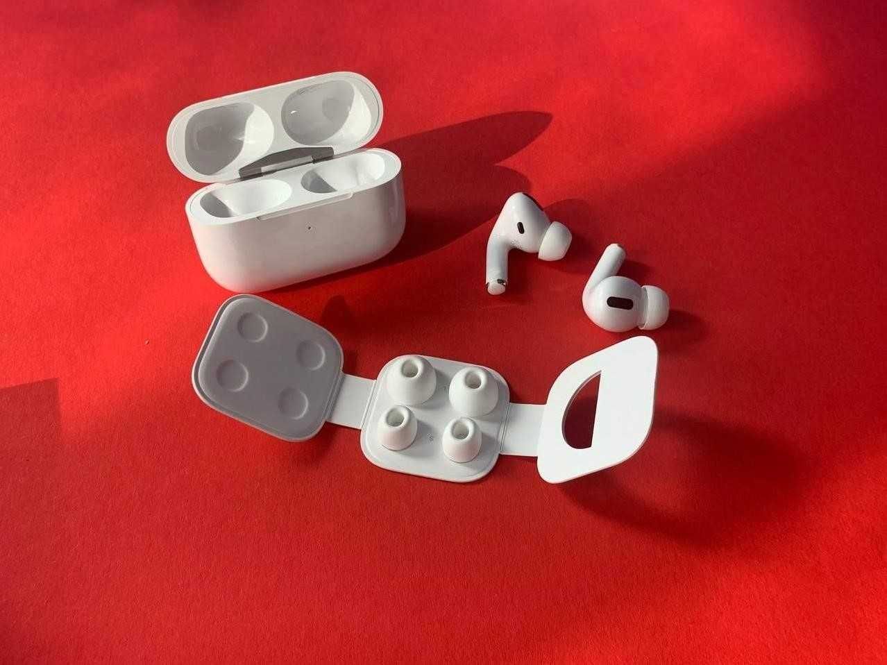 Навушники AirPods Pro 1в1 Ідеальне звучання + чехол у подарунок