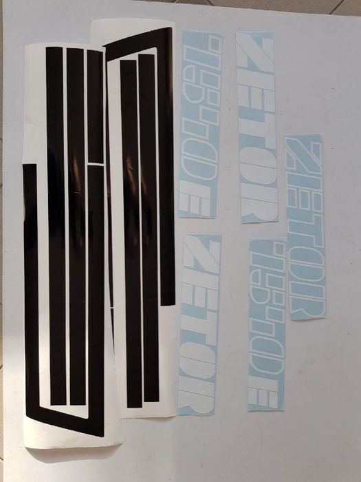 Zetor 7540 e 8540 a 9540 z 10540 naklejki