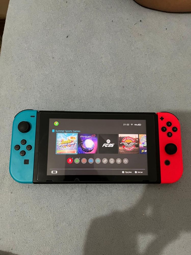 Nitendo switch.
