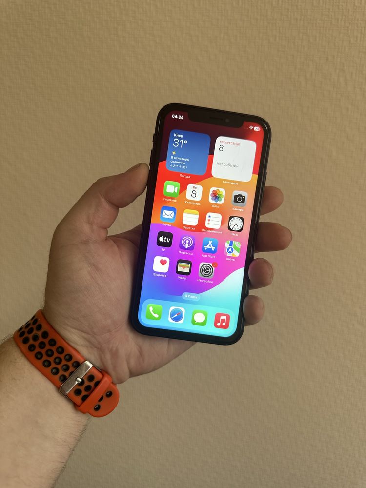 Мобільний телефон iPhone 128 Gb