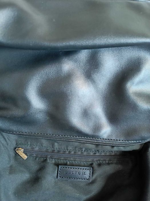 Mala preta de senhora,