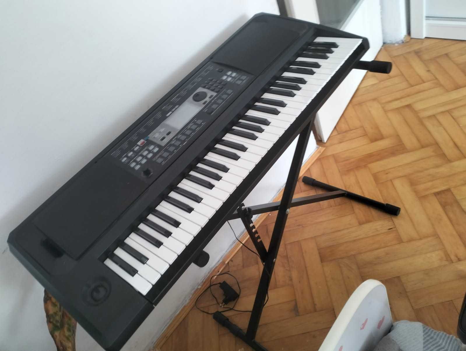 Keyboard Korg EK 50 stan sklepowy
