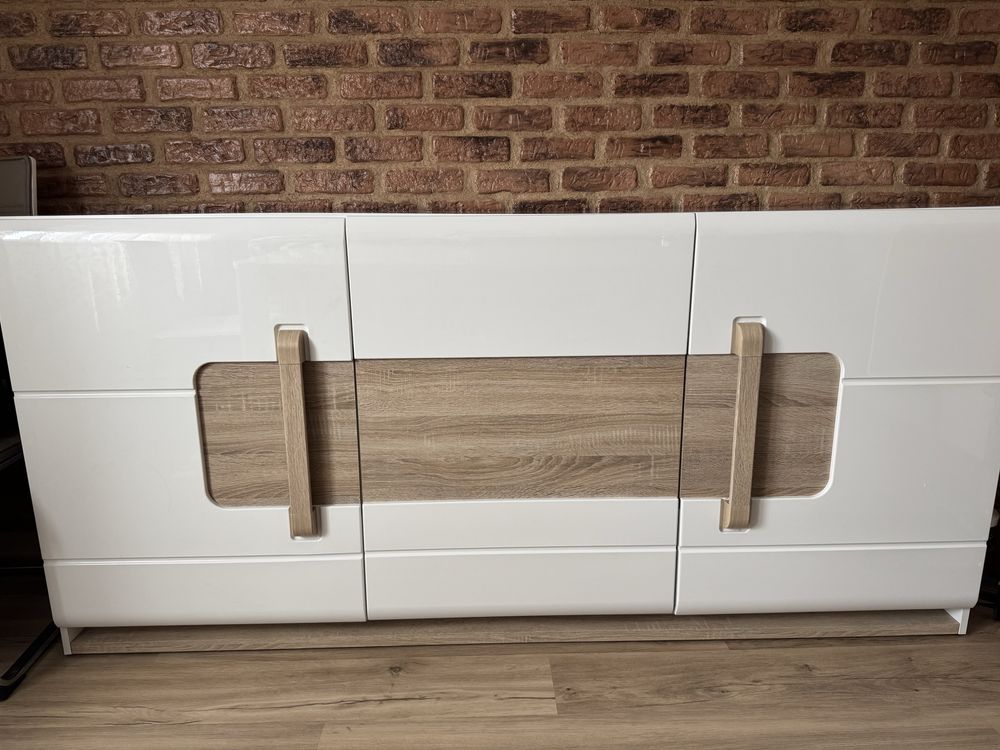 Conjunto mesa e aparador (sala de jantar)