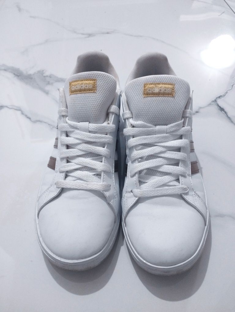 adidas Grand Court 2.0 złote paski