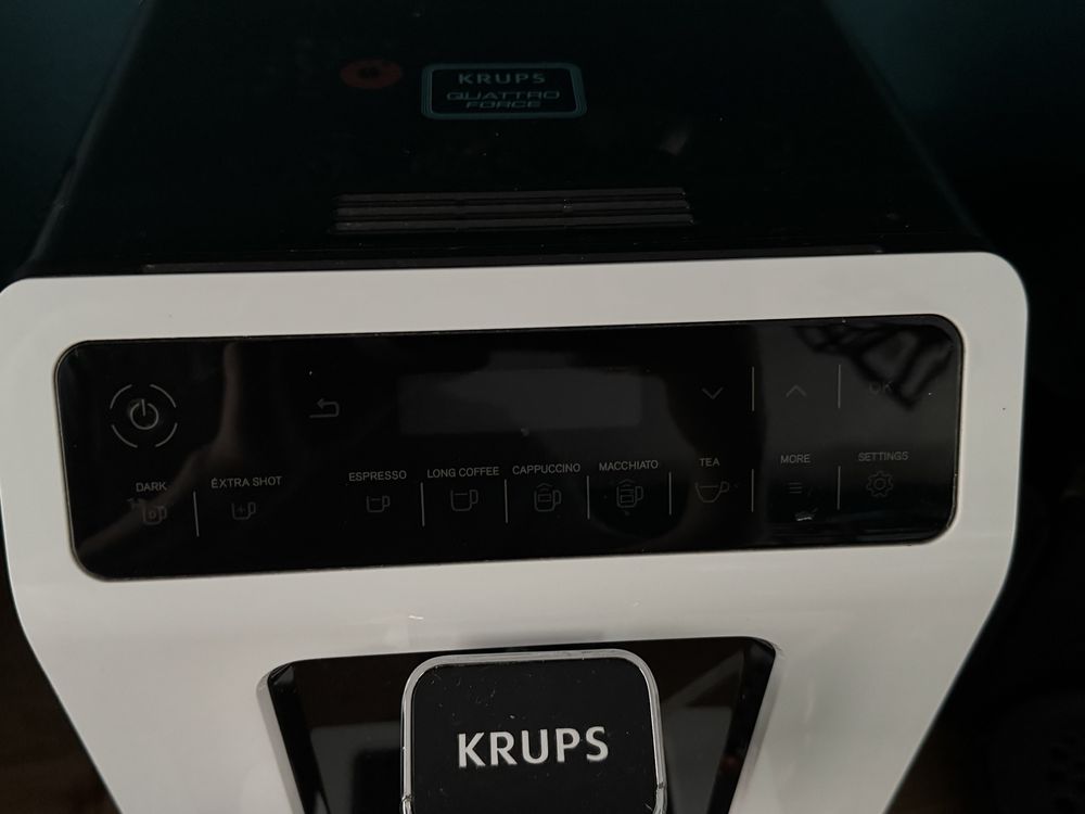 Ekspres ciśnieniowy Krups EA8901