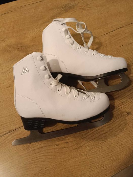 Łyżwy figurowe jak nowe