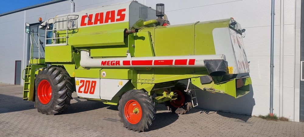 Claas Mega 208 ||