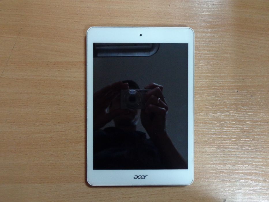 Планшет Acer Iconia Tab A1-810 на запчасти