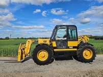 Caterpillar TH 62  Ładowarka teleskopowa