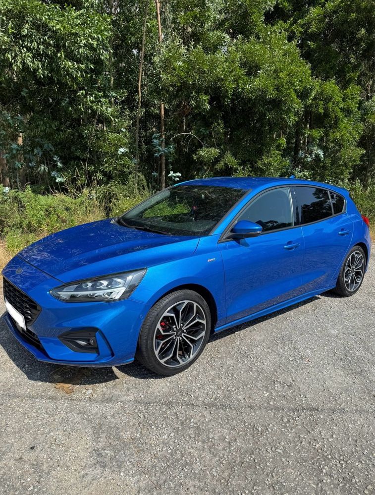 Ford focus st line X 155cv