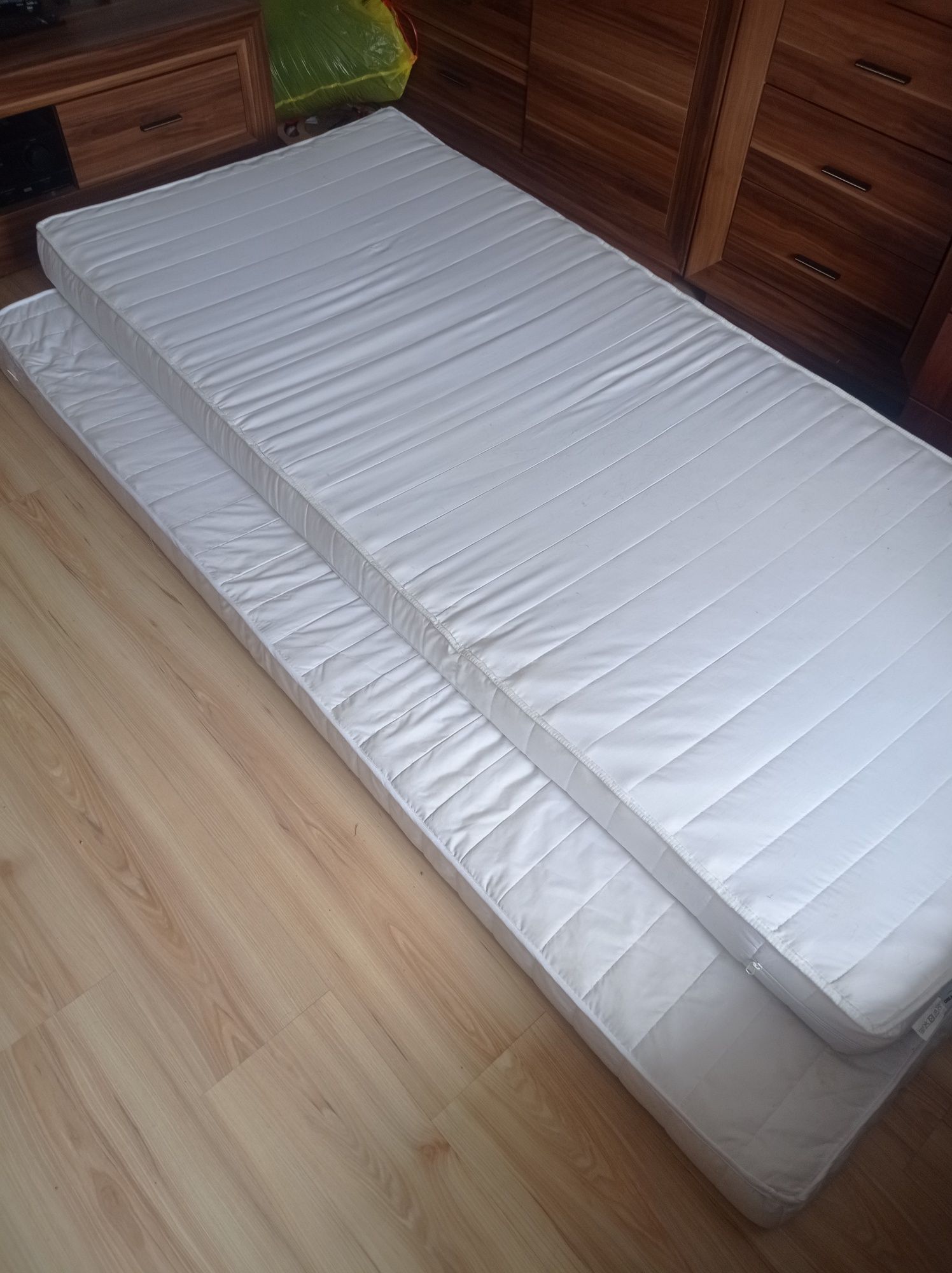 Materac piankowy 200x90