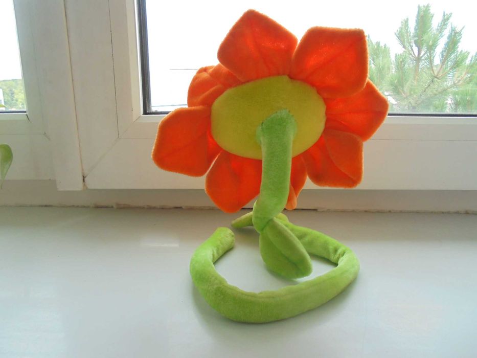 Kwiatek zawieszka do wózka łóżeczka  dziecka