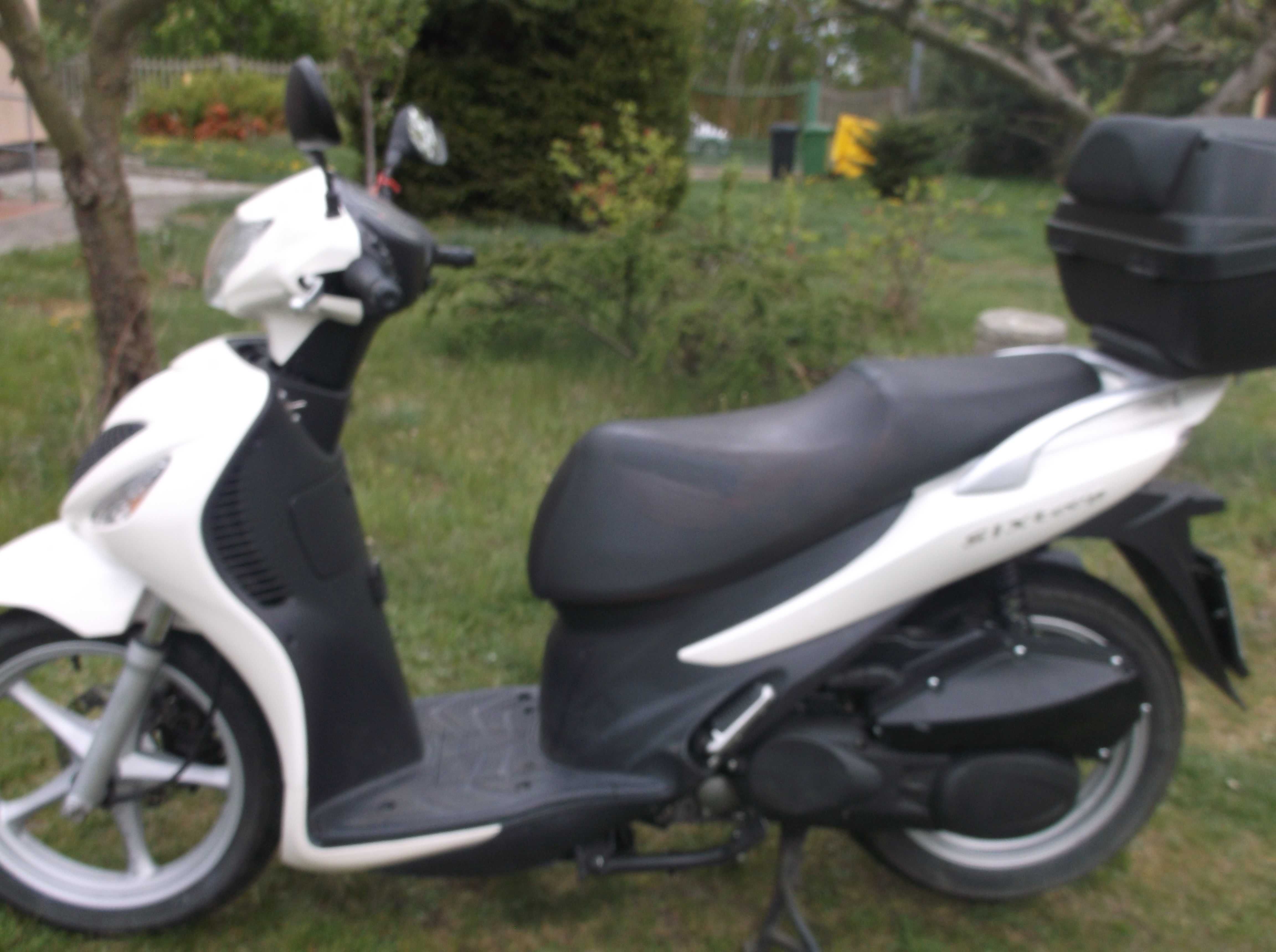 Suzuki ux150 Sixteen 150cc rok produkcji 2010. 17000km