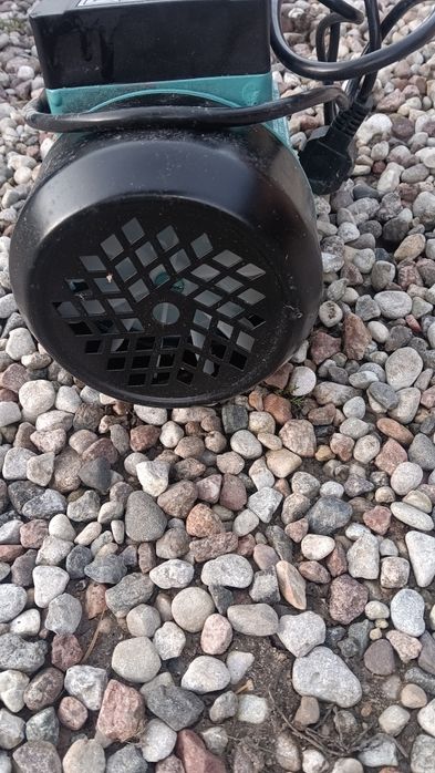 Nowa pompa do wody z silnikiem