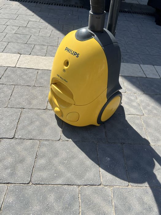 Пилосос Philips — 1400 Watt Max.