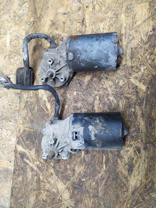 Моторчик двірників  Мерседес 123 Mercedes w123